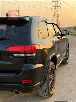 جيب جراند شيروكي